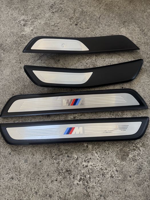 Trimuri M usi BMW F06