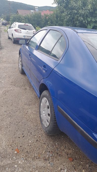 Vând skoda 1.9 alh