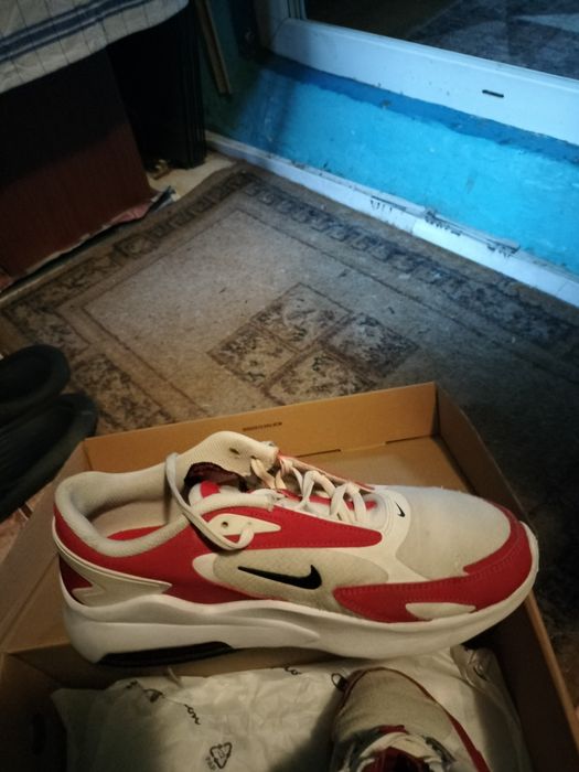 Bocanci lucru nr. 42 noi / Adidasi noi nr 42.