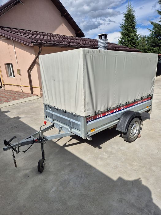 Vând remorca Repo in stare foarte buna