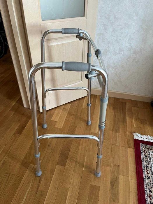 ходунки шагающие для взрослых