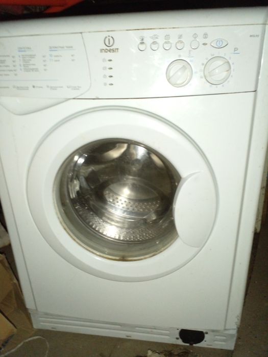 Продам 2 стиральные машинки индезит