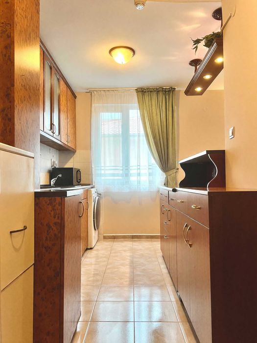 Дава се под наем Тристаен апартамент в Пловдив, Център - 92 кв.м за 650 € - Снимка #7