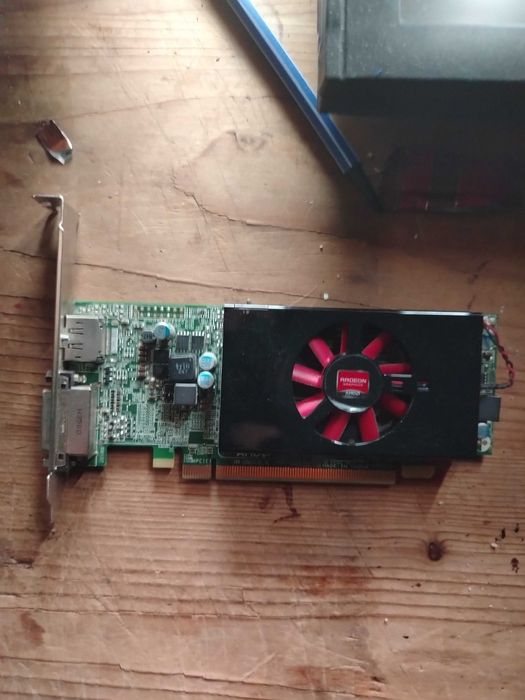 Vând PC I7 4770 in stare buna