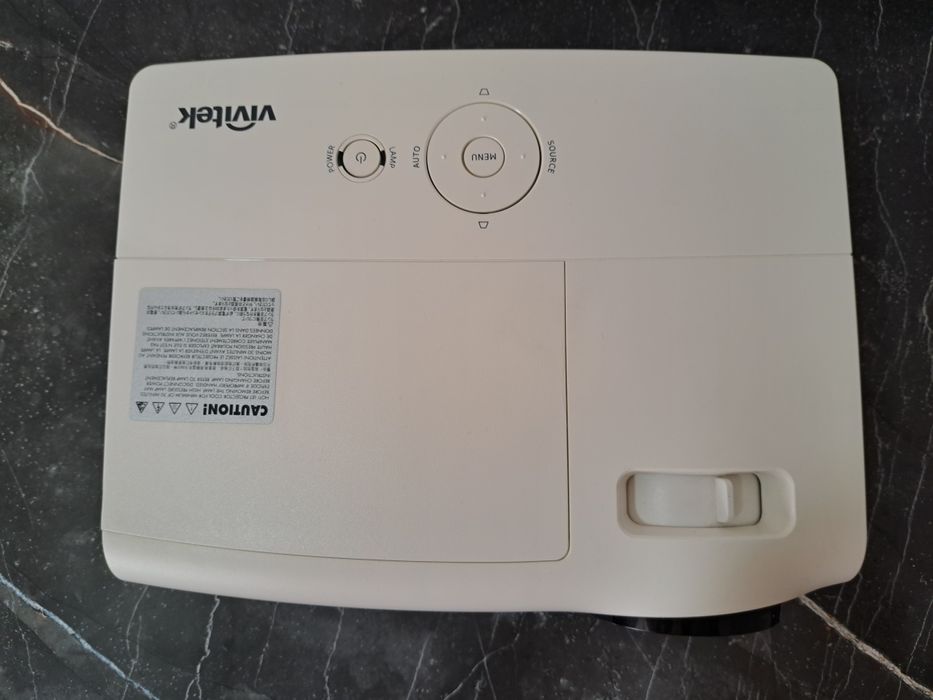 Продам проектор Vivitek D55FA (идеал)