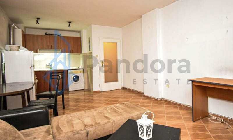 Дава се под наем Тристаен апартамент в София, Център - 84 кв.м за 550 € - Снимка #5