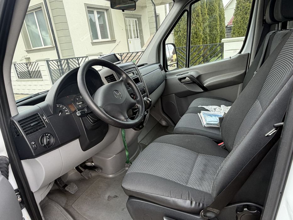 Mercedes-Benz Sprinter 313 CDI 5 locuri