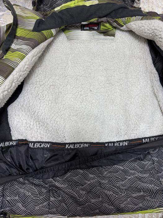 Мужская куртка..