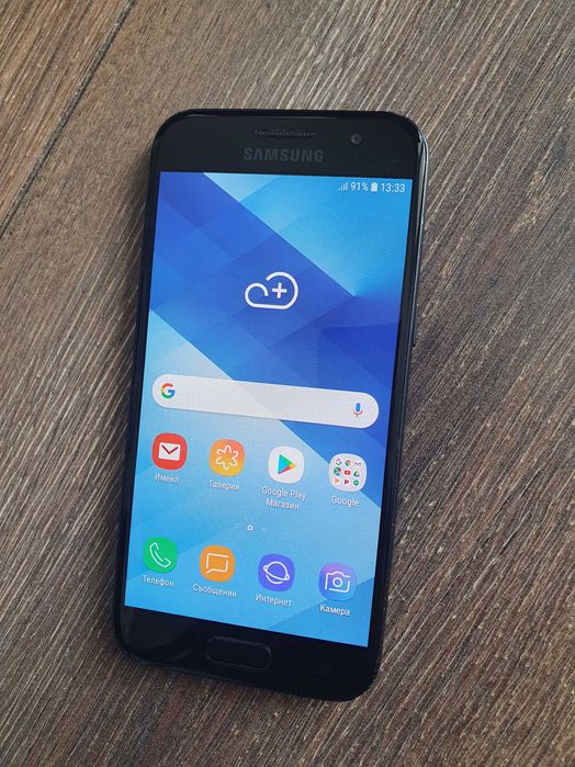 Samsung Galaxy A3 (отлично състояние)
