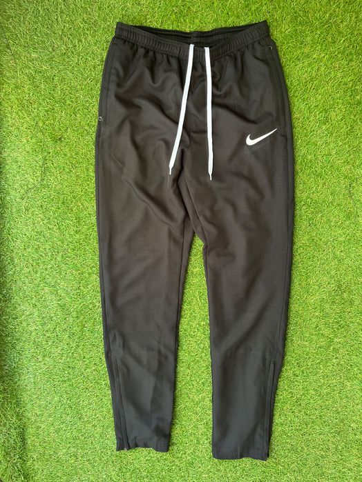ЛИКВИДАЦИЯ : Мъжки екип : Nike DRI-FIT S