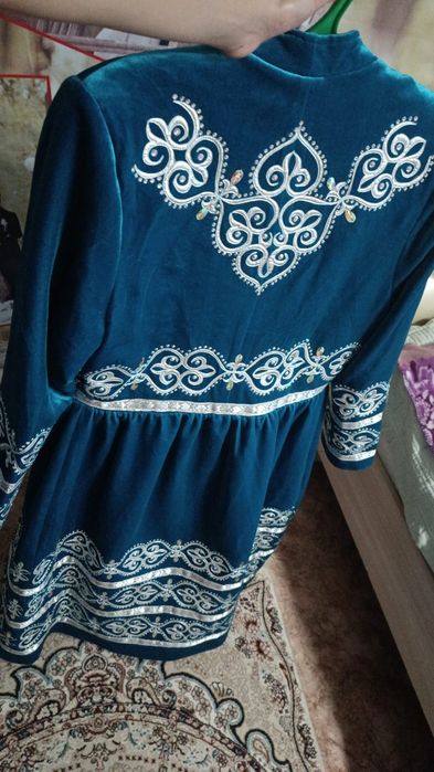 Продаётся камзол жане аяк киім