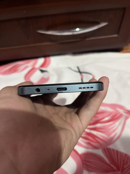 Realme c65 256 гб