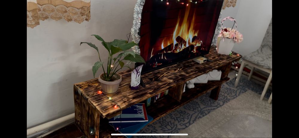 Продам стол для телика