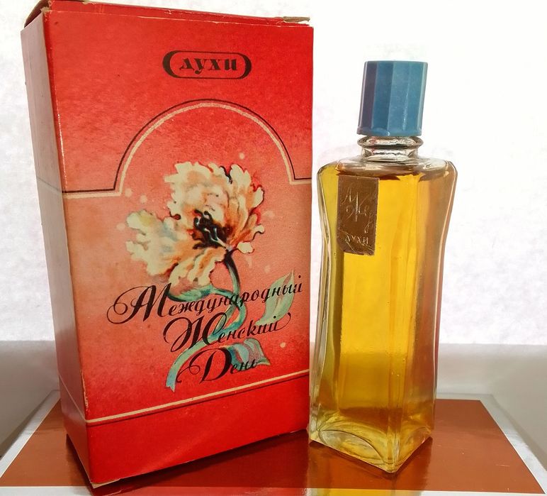 Милой женщине 8 Марта