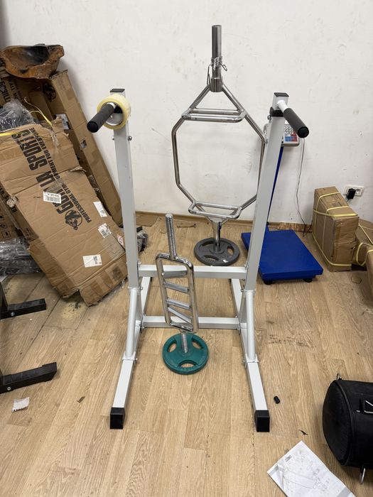 Cadru pt flotari la paralele si bara olimpica pret 500 si 700 lei