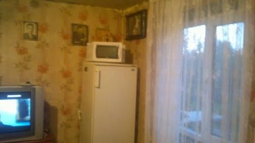 Продаётся дача. Зимняя.