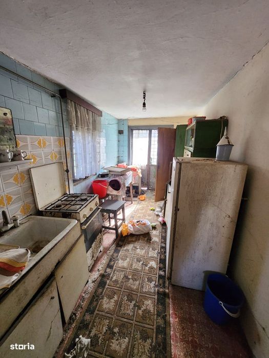 De Vanzare Casa zona Chercea