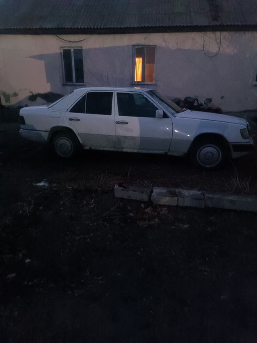 Mercedes-Benz E260 w124 2.0