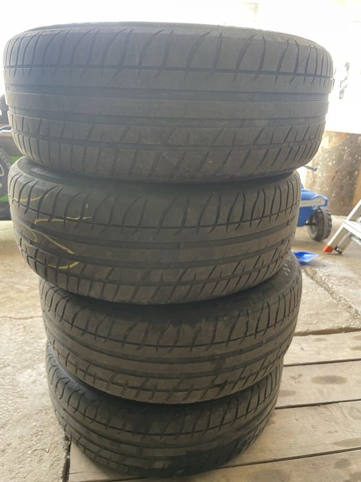 Vand jante cu anvelope de vara