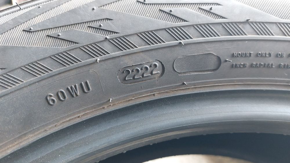 Зимни гуми 235/55/19 Nokian Tyres 2 броя