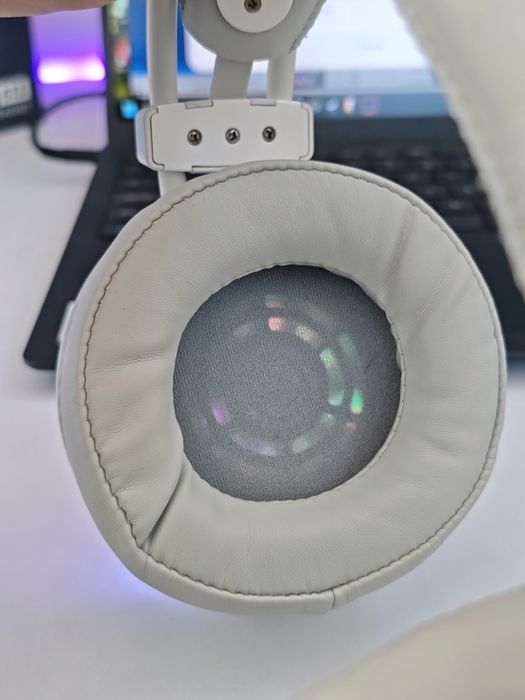 Genesis Neon 613 Gaming Headset Геймърски слушалки