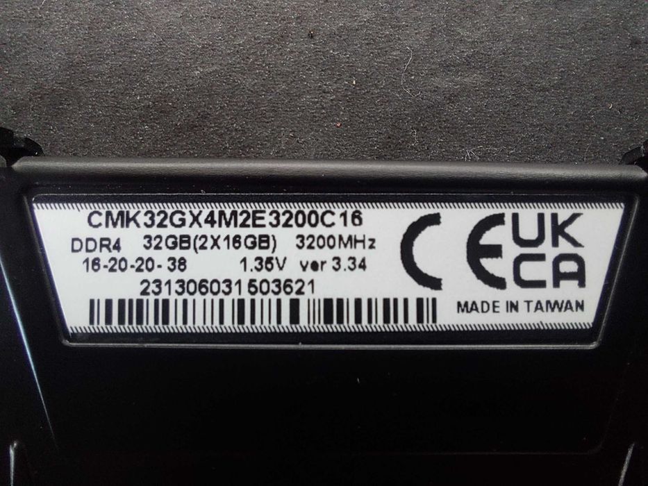 16 GB RAM DDR4 3200 MHz Corsair Vengeance - TESTAT - CL16 - Single Stick