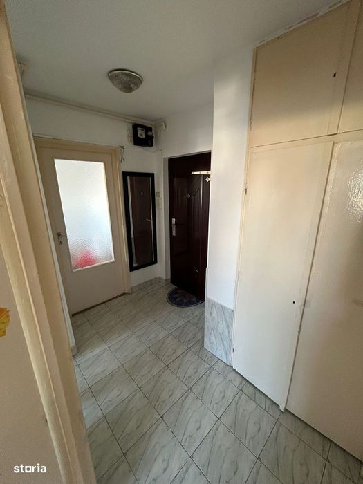 Apartament de vanzare 2 camere decomnadate direct de ;la proprietar PF