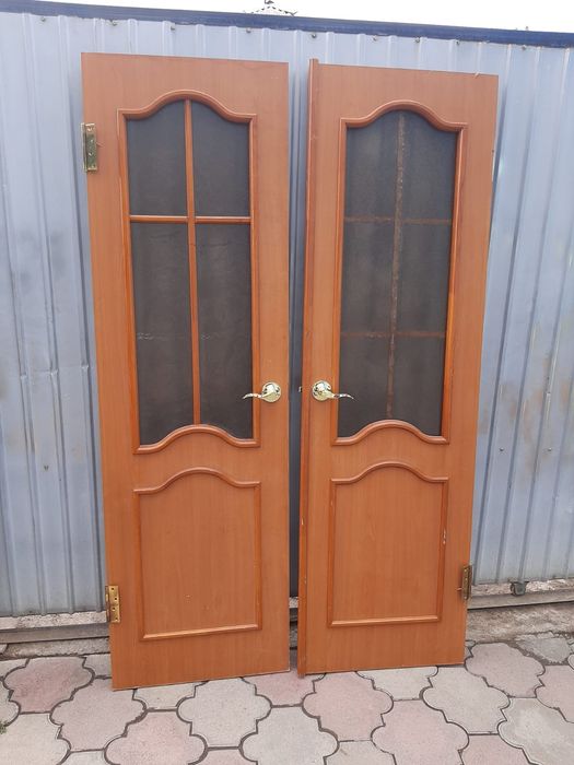 Продам двери межкомнатные