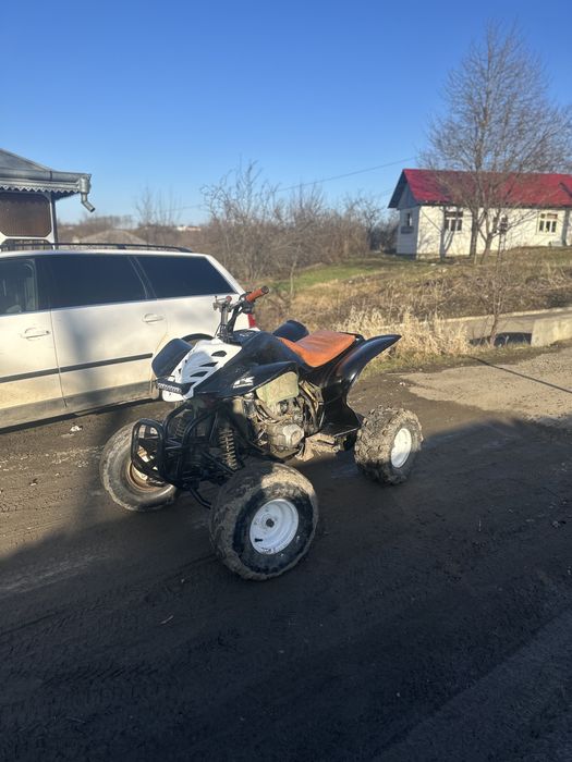 Vand atv 250cc sau schimb