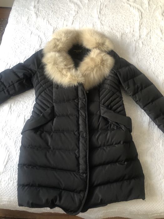 Черно зимно яке с яка от естествен косъм