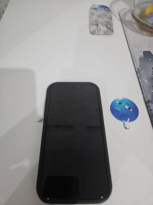 Продам айфон 11