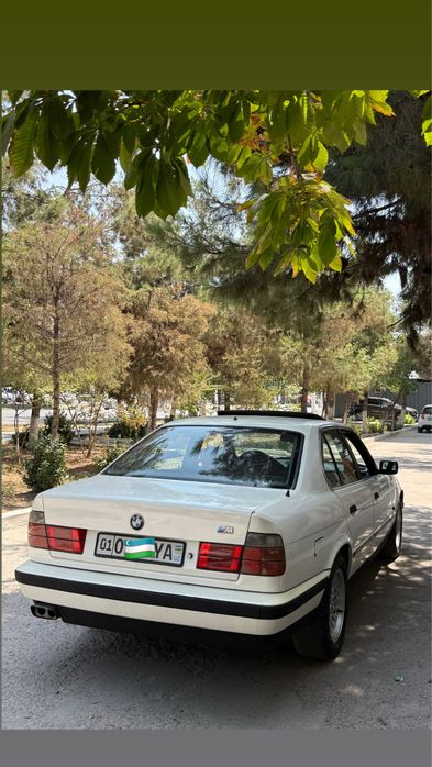 Bmw e34 518.