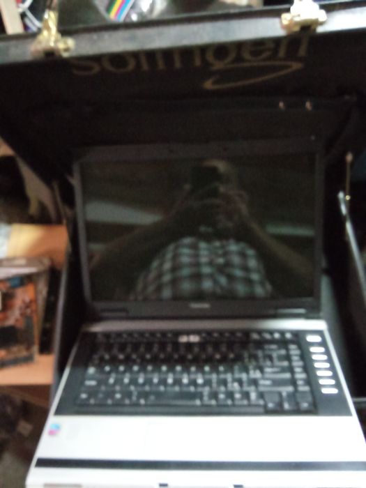 Laptop pentru piese.