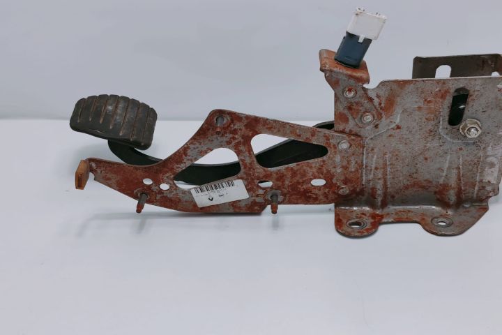 Pedala frana cu suport  8200815696C Mercedes-Benz Citan W415