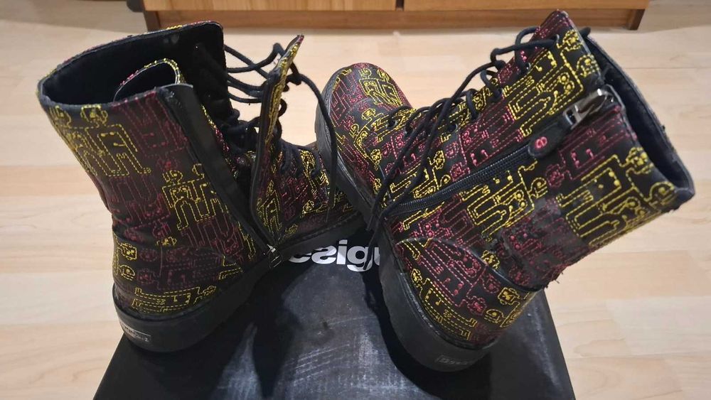 Запазени обувки Dеsigual