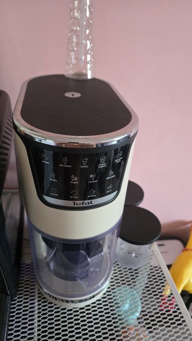 Продавам машина за сладолед Tefal