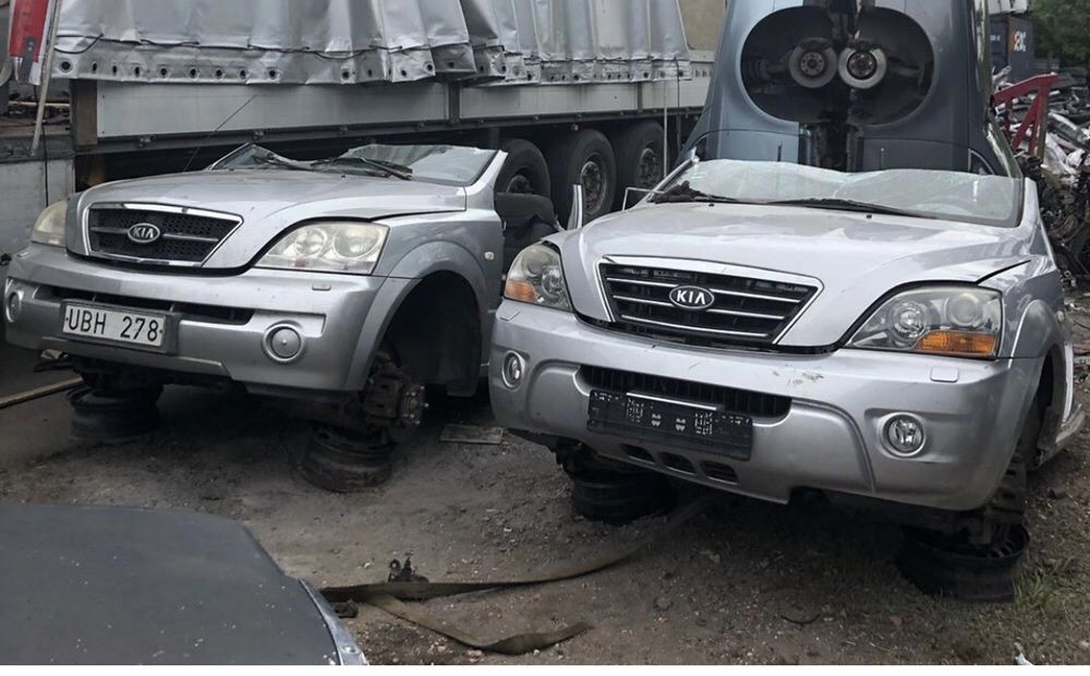 Киа Соренто 2005 год на запчасти