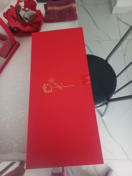 Коробка для шоколадный клубники