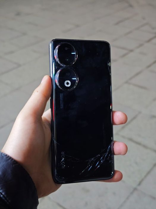 Honor 90 512/12 (продажа или обмен с моим дп)