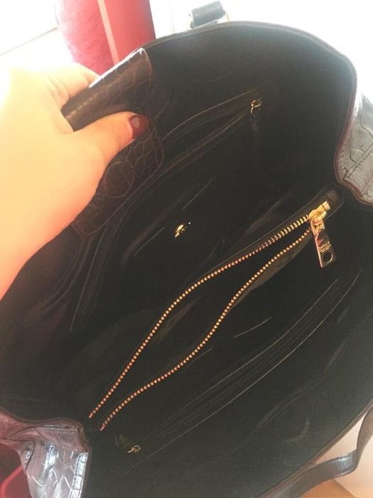 Geanta DKNY piele naturala maro crocodil noua stil Michael Kors 499RON