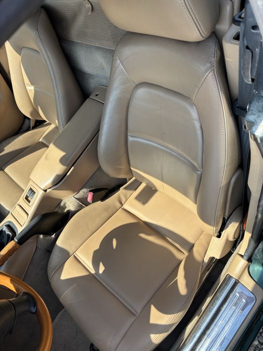 Interior Mazda Mx-5 NB volan mahon scaune piele crem / bej nuca schimbator fete usi