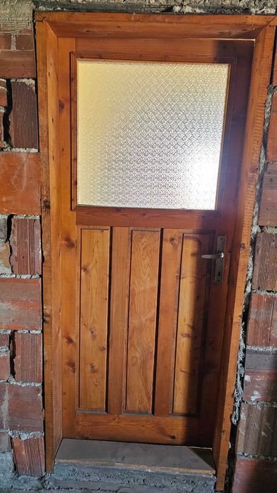 Интериорни врати