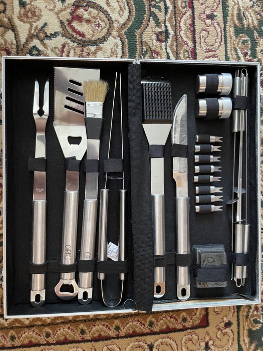 Продаю набор для барбекю