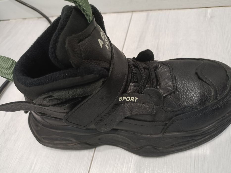 Продам обувь на мальчика