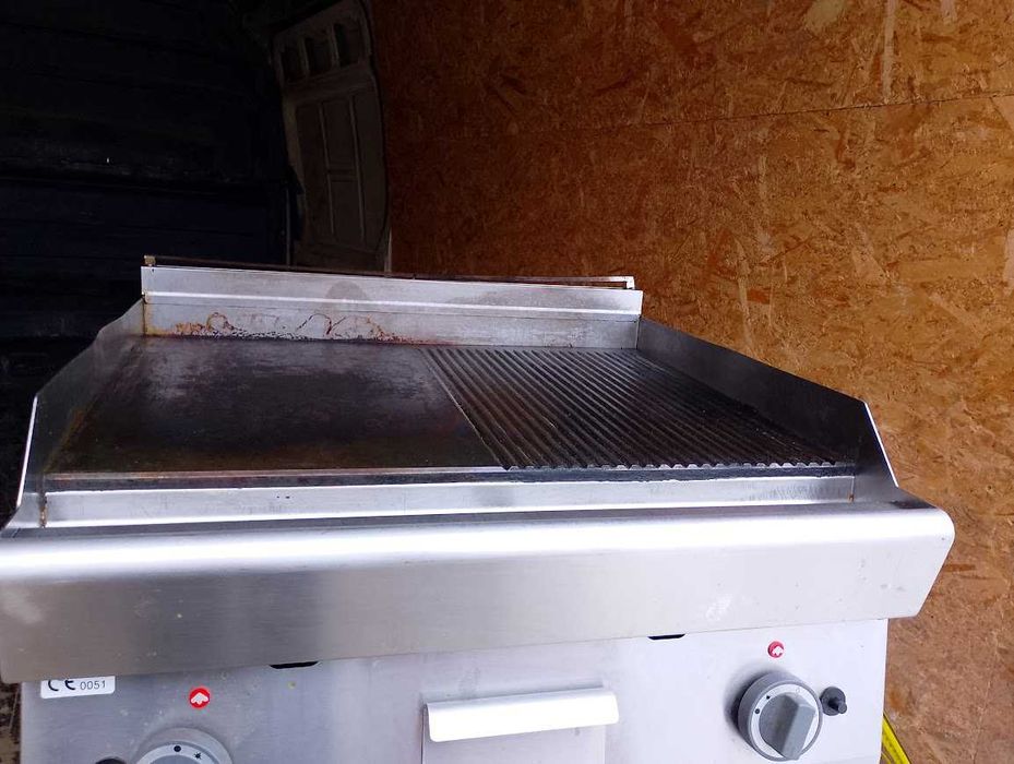 grill gratar plita pe gaz neted striat Marca modular Italia inox