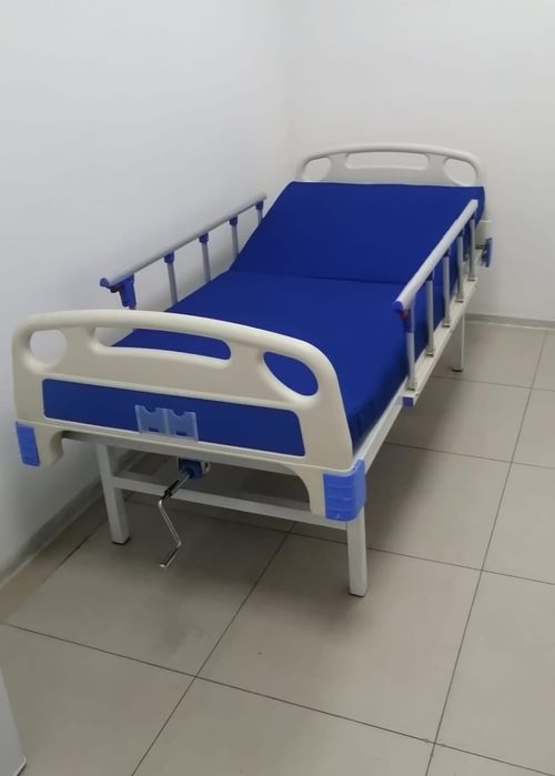 Медицинская кровать