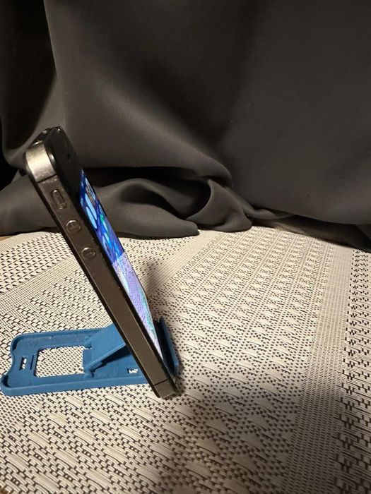 iPhone 4 16 GB perfect functional stare foarte buna fara cont iCloud