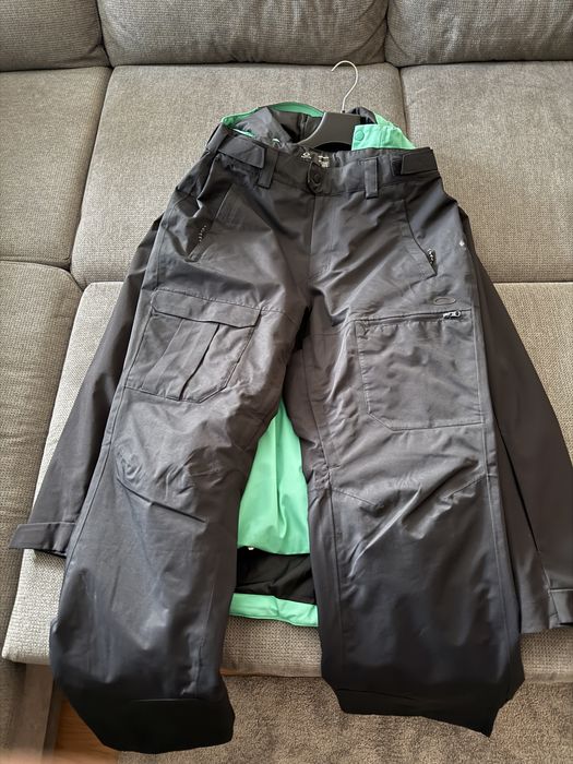 Сноуборд/ Ски Екип Oakley  S/L