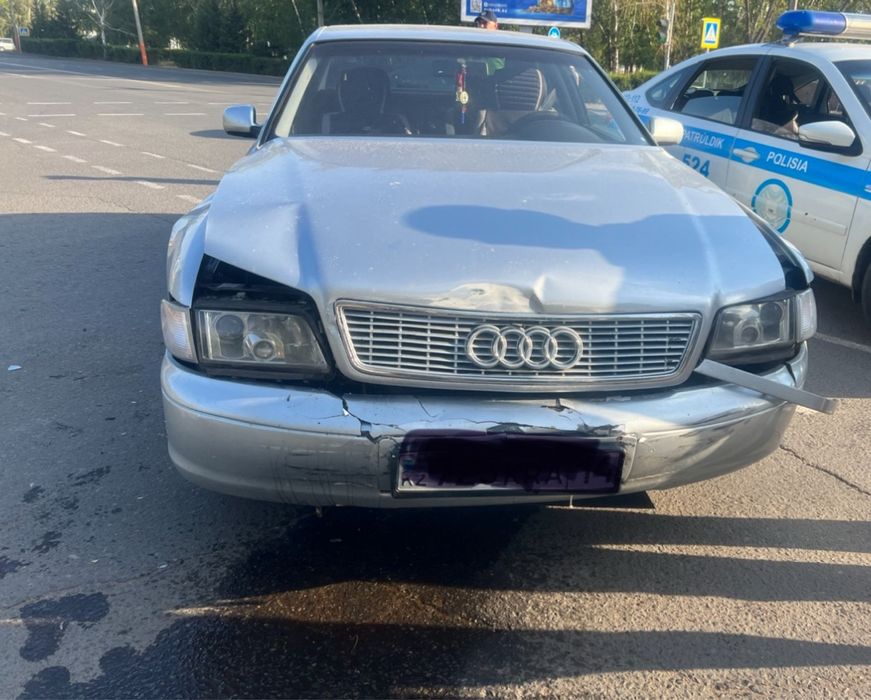 Продам ауди А8 1996 года