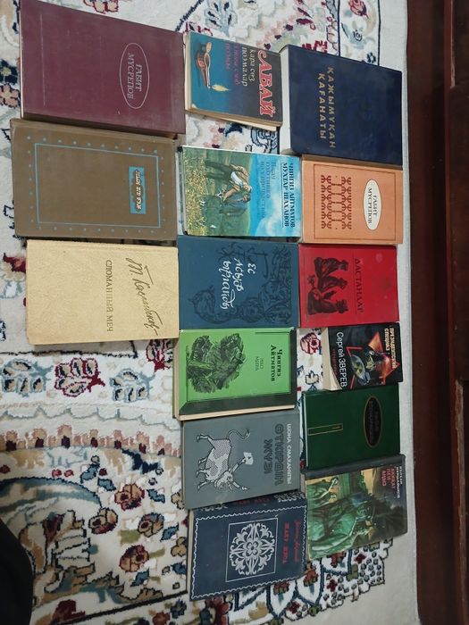 Китаптар (книги)